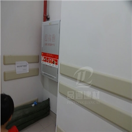 【?？凇糠雷沧o(hù)墻板再次發(fā)往?？诰频?></a></dt>
                            <dd>
                                <a href=