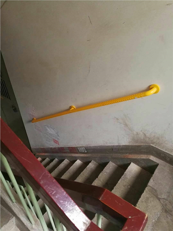 北京家里衛(wèi)生間扶手1.jpg 北京家里衛(wèi)生間扶手1.jpg