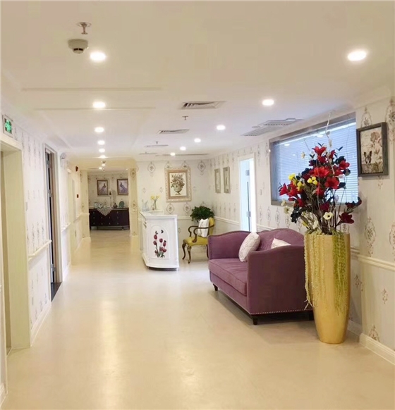 月子中心走廊扶手1.jpg 月子中心走廊扶手1.jpg