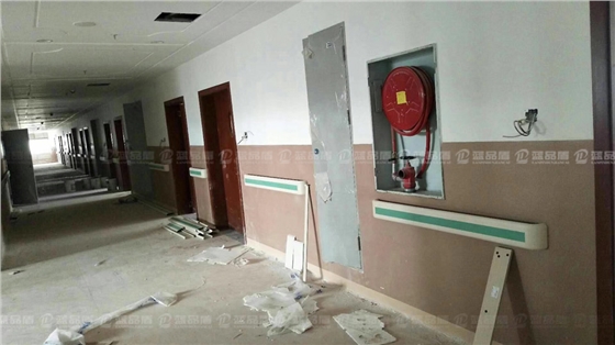 醫(yī)院防撞扶手1.jpg 醫(yī)院防撞扶手1.jpg