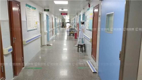 醫(yī)院防撞扶手1.jpg 醫(yī)院防撞扶手1.jpg