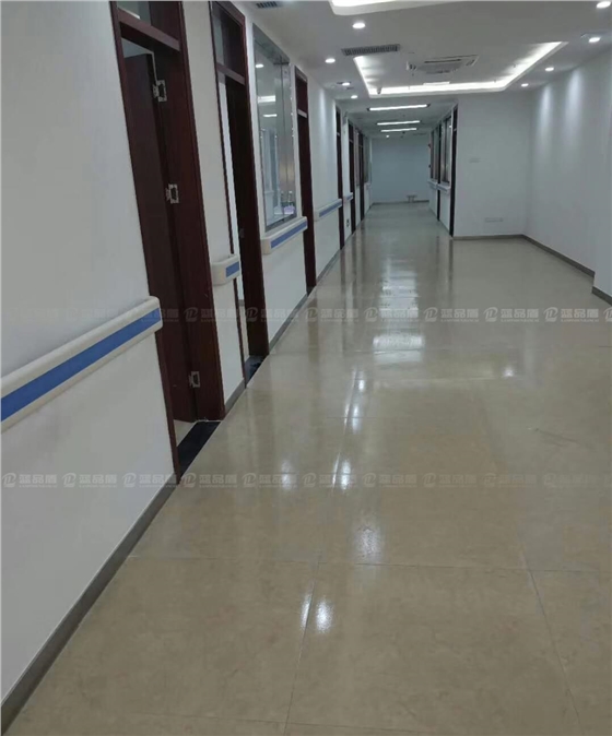 深圳諾德齒科醫(yī)院.jpg 深圳諾德齒科醫(yī)院.jpg