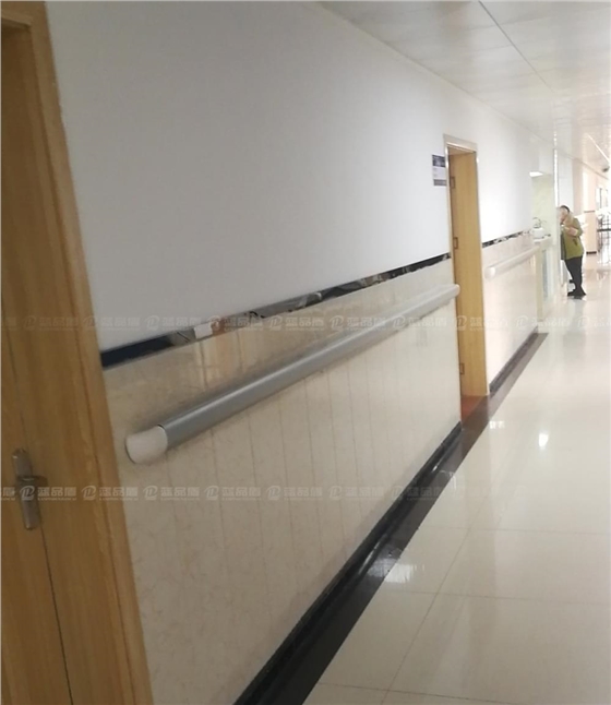 89扶手1.jpg 89扶手1.jpg