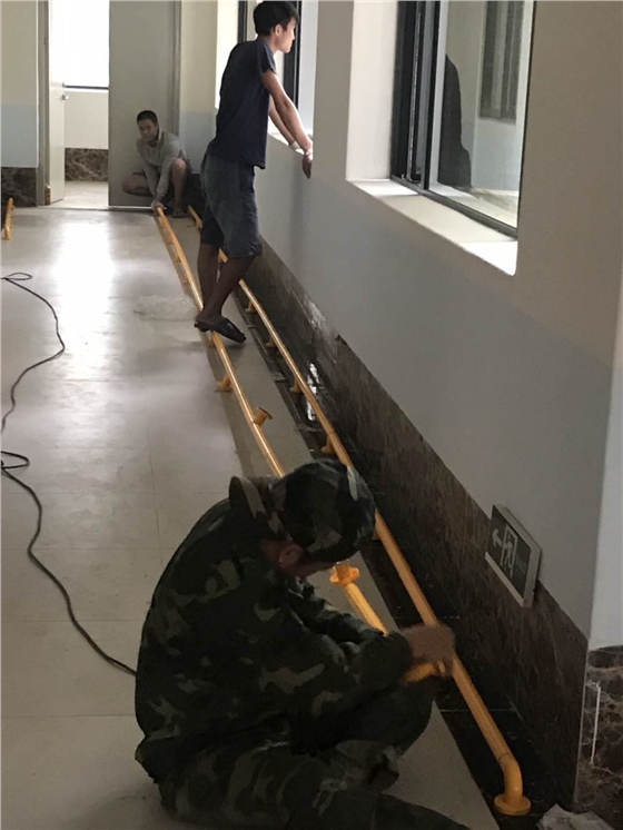 無(wú)障礙防撞扶手廠家.jpg 無(wú)障礙防撞扶手廠家.jpg