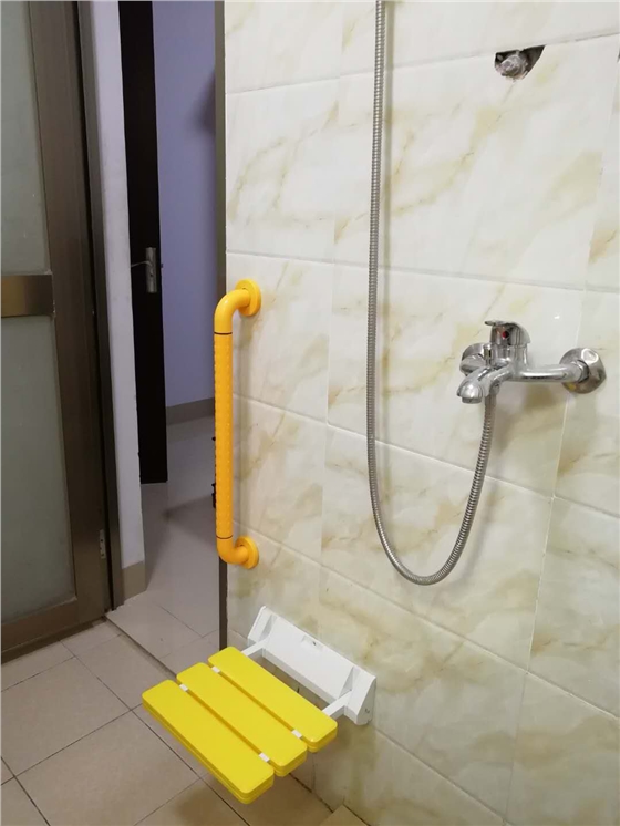 養(yǎng)老院老人坐便器無(wú)障礙扶手.png 養(yǎng)老院老人坐便器無(wú)障礙扶手.png