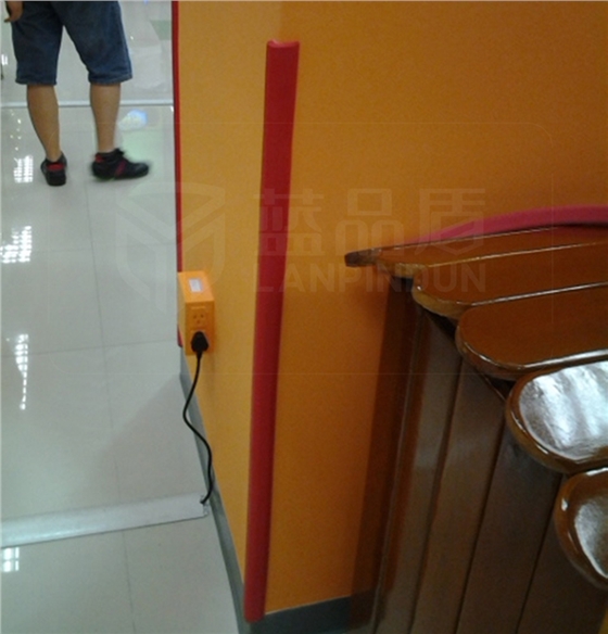 多色防撞軟護(hù)角條 多色防撞軟護(hù)角條