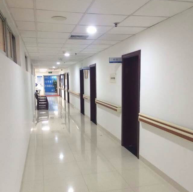 【山西防撞扶手】 規(guī)格高，質(zhì)量好