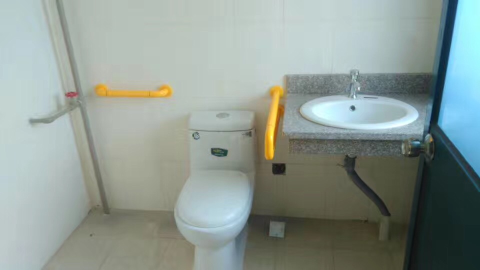 【安徽】瑯琊山深秀湖公廁改造工程--安裝無障礙扶手