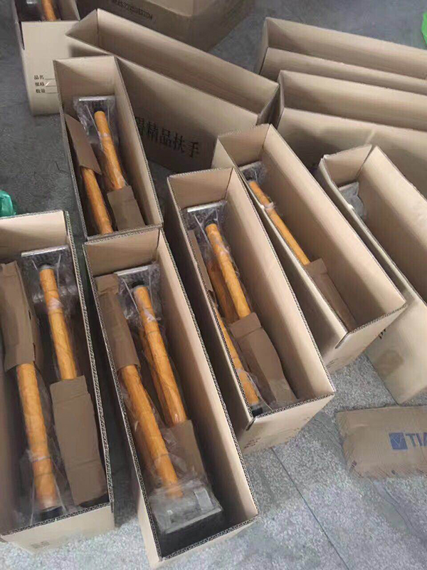 衛(wèi)生間上翻式扶手